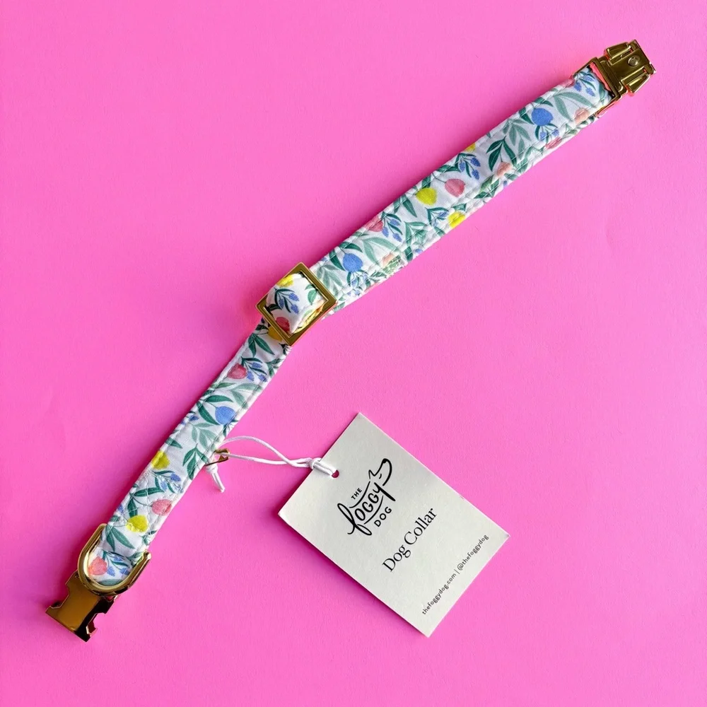 The Foggy Dog Tulip Garden Dog Collar Small Gold Hardware Spring Floral Pet NWT - Picture 3 of 9